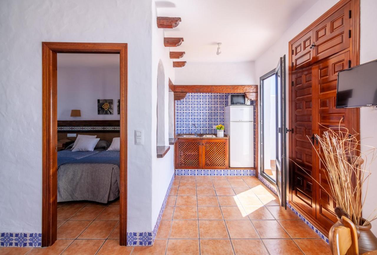 Apartamentos El Roqueo Conil De La Frontera Extérieur photo